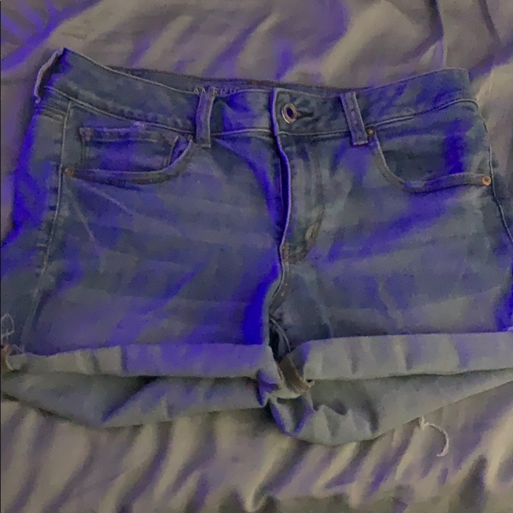 American eagle super super stretch shorts